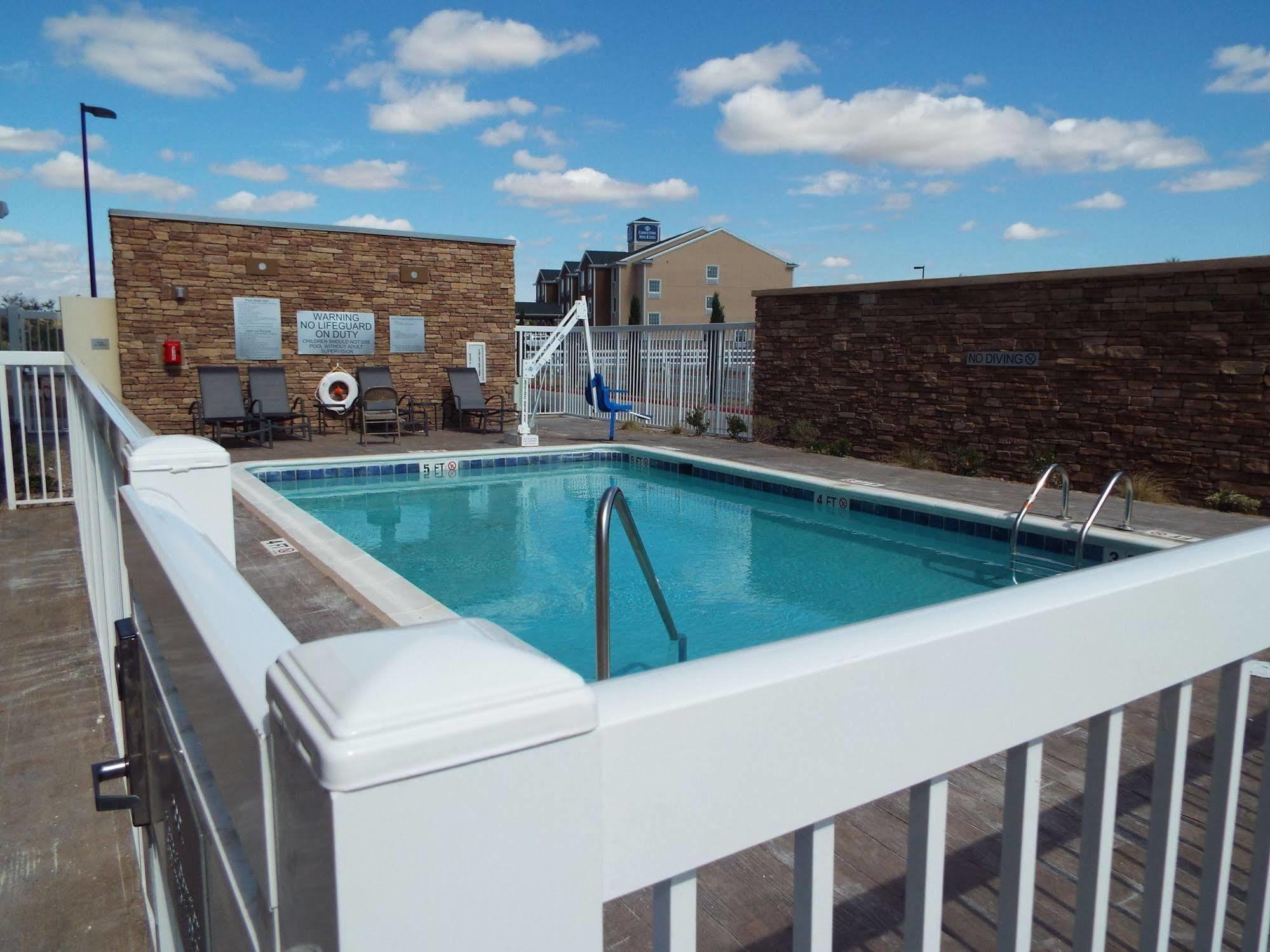 Fairfield Inn & Suites By Marriott Pecos Exterior photo
